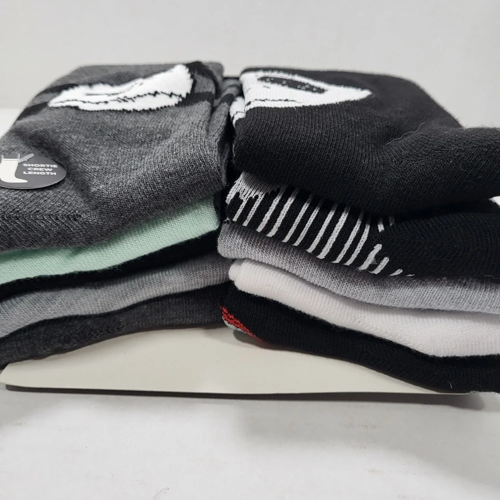 Nightmare Before Christmas 10 Pair Women's Shoe Size 4-10 Shortie Crew Socks‎